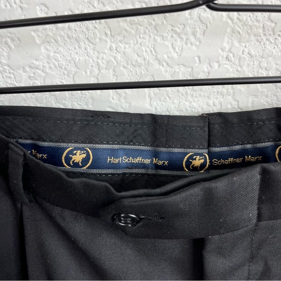 Hart Shaffner Marx Black Men Suit - Picture 11 of 14